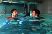 Charlie Kelly (Charlie Day, l.); Mac (Rob McElhenney, r.)