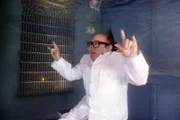Frank Reynolds (Danny DeVito)