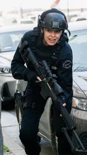 Christina 'Chris' Alonso (Lina Esco)
