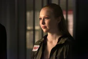 Nachdem Alexis (Molly C. Quinn) einer Anhörung von Frank Hanson beigewohnt hat, der vor 15 Jahren wegen des Mordes an einer jungen Frau zum Tode verurteilt wurde, ist sie von dessen Unschuld überzeugt. Wird sie ihm helfen können?