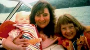 Janet Tyburski wird als höfliche, verständnisvolle und zuvorkommende Frau und gute Mutter beschrieben. Sie wirkte nie gereizt oder aufgeregt. Ganz im Gegensatz zu ihrer ältesten Tochter Rachel bei der eine bipolare Störung diagnostiziert wird.