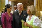 (v.li.): Katja Woywood (Manou König), Werner Prinz (Alois König), Andrea L’Arronge (Gräfin Schönberg).