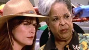 Monica (Roma Downey), Tess (Della Reese)