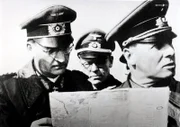 Erwin Rommel kurz vor der alliierten Invasion mit seinem Stabschef Generalleutnant Hans Speidel.