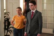 Anna-Kat Otto (Giselle Eisenberg, l.); Franklin (Evan O'Toole, r.)