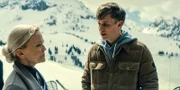 Alex (Tristán López) will von seiner Tante Johanna Schönborn (Michou Friesz) wissen, was los ist. Sie soll ihm endlich die Wahrheit sagen