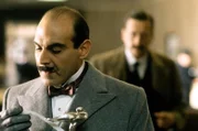 David Suchet (Hercules Poirot), Philip Jackson (Chief-Inspector Japp).