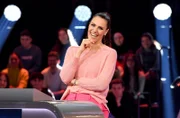 Moderatorin Esther Sedlaczek.