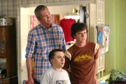 Neil Flynn, Atticus Shaffer, Charlie McDermott