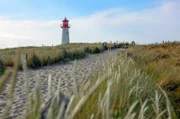 Der Leuchtturm auf Sylt ist einer der nördlichsten Deutschlands – und typisches Wahrzeichen der deutschen Nordseeküste.