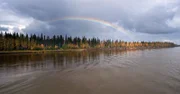 Der Herbst bricht am Yukon ein.