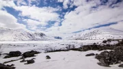 Die Fjelllandschaften Norwegens sind noch bis weit ins Frühjahr mit Schnee bedeckt.