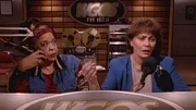 Tess (Della Reese), Sandy (Elizabeth Ashley)
