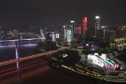 "Welche Stadt hat schon so eine Skyline?", sagt Martin, der in Chongqing mehrere deutsche Restaurants betreibt.