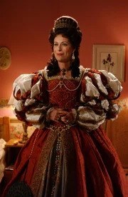 Lois kauft eine neue Matratze, die größer ist als die alte und schon denkt Hal, Lois (Jane Kaczmarek) suche Abstand zu ihm, was in einem Ehestreit endet. Dewey nutzt diese Streitereien, um daraus eine Oper zu schreiben. Er wandelt die Streitszenen seiner Eltern sofort in Noten um und sieht seine Eltern daraufhin singen ...