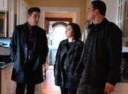 (v.l.n.r.) Stuart Scola (John Boyd); Hana Gibson (Keisha Castle-Hughes); Jess LaCroix (Julian McMahon)
