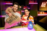 Tarkan und Clarissa beschäftigen sich dieses Mal mit dem Thema "Gefühlsduselei".