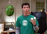 Malcolm, Reese (Justin Berfiled) und Dewey trainieren Craig dazu, sich seinem größten Feind zu stellen: dem Vater ... Malcolm, Reese (Justin Berfiled) und Dewey trainieren Craig dazu, sich seinem größten Feind zu stellen: dem Vater ...