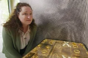 Dr. Courtney Ward - Archaeologist - talking about the Jewellery found in Oplontis, Pompeii found with the bodies