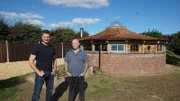 George Clarke (l.)