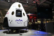 Sehen so die Fernverkehrsmittel von Morgen aus? Solche Raumkapseln sollen zukünftig nicht nur Astronauten, sondern auch Touristen ins All schicken.