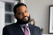 Detective Kevin Bernard  (Anthony Anderson)