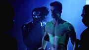 Als die Schattenkrieger auch auf Dannys Party auftauchen und sowohl Aiden (Max Carver, Foto), Ethan als auch Lydia angreifen, muss schnell eine Lösung gefunden werden.