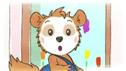 Bobo und Mama Siebenschläfer malen mit Fingerfarben ans Fenster. Als Bobo aus Versehen in die Farbe tritt, merkt er, dass man nicht nur mit den Fingern gut malen kann.