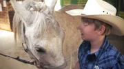 Jonas und sein Westernpferd Wantani.