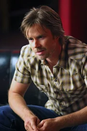 Sam (Sam Trammell)