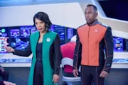 Penny Johnson Jerald (Dr. Claire Finn), J Lee (Lt.Cmdr.John LaMarr).