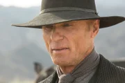 Man in Black (Ed Harris).