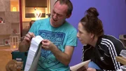 Florian und seine neue Liebe Dana wollen die Wohnung verschönern