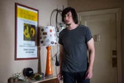 Adam (Adam Driver) kann die Diskussionen über seine Ex-Freundin Hannah nicht mehr ertragen.