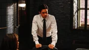 Eine 13-Jährige ist schwanger. Doch Detective Nick Amaro (Danny Pino) glaubt nicht an die unbefleckte Empfängnis. Hat der Lehrer des jungen Mädchens etwas mit der Schwangerschaft zu tun?
