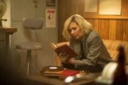 Candy (Maggie Gyllenhaal)