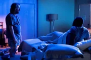 L-R: Randy (Steve Little), Greg (Sam Richardson)