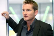 Philipp Moog (Edward Black).