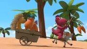 Matilda, Kokosnuss und Oskar verfolgen mit Hilfe von Steaky den Feuergrasdieb. Das kleine Kälbchen gibt alles um so schnell wie möglich zu sein.