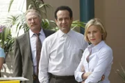 L-R: Capt. Leland Stottlemeyer (Ted Levine), Adrian Monk (Tony Shalhoub), Natalie Teeger (Traylor Howard)