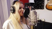 Jana Wagenhuber möchte mit ihrem neuen Song Spenden für die Krebsforschung sammeln.