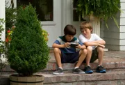 Matthew Lintz (Horace), Gabriel Suttle (Max Hopewell)