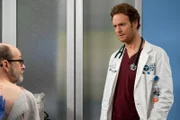 (l-r) Brian Huskey als Walter Crotty, Nick Gehlfuss als Will Halstead