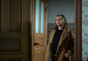 Charlotte Jessen (Lilly Liefers) betritt zum ersten Mal einen Tatort.