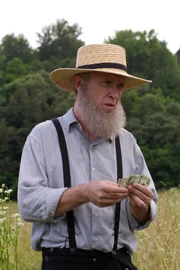Steve Coulter (Elijah Bowman)