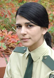 Lale Yavas ist die Polizeischülerin Birgit Wels.