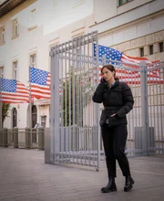 Heida Reed als Special Agent Jamie Kellett