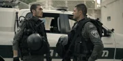 Bei der Antiterroreinheit geraten Avi (Ben Sultan, l.) und Teamleiter Meir (Meir Tamam, r.) immer wieder aneinander.