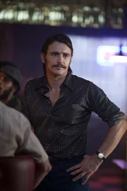 Vincent Martino / Frankie Martino ( James Franco)