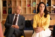 l-r: Harry Goldenblatt (Evan Handler), Charlotte York (Kristin Davis)